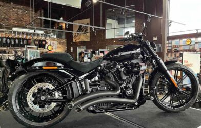 Motorcycle Customization Meets Tech